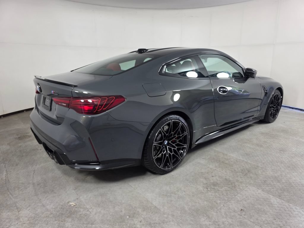 Used 2025 BMW M4 Competition RWD image 4