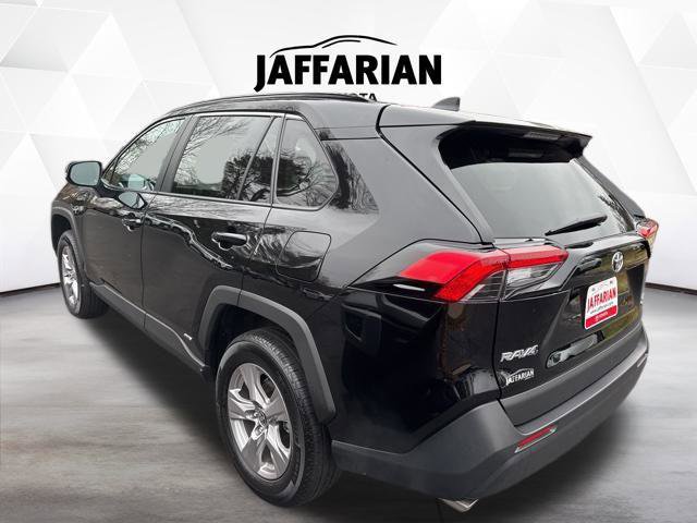 Certified 2025 Toyota RAV4 LE image 8