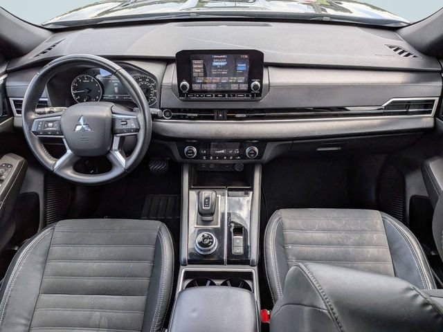 Used 2022 Mitsubishi Outlander SEL Black Edition FWD image 14