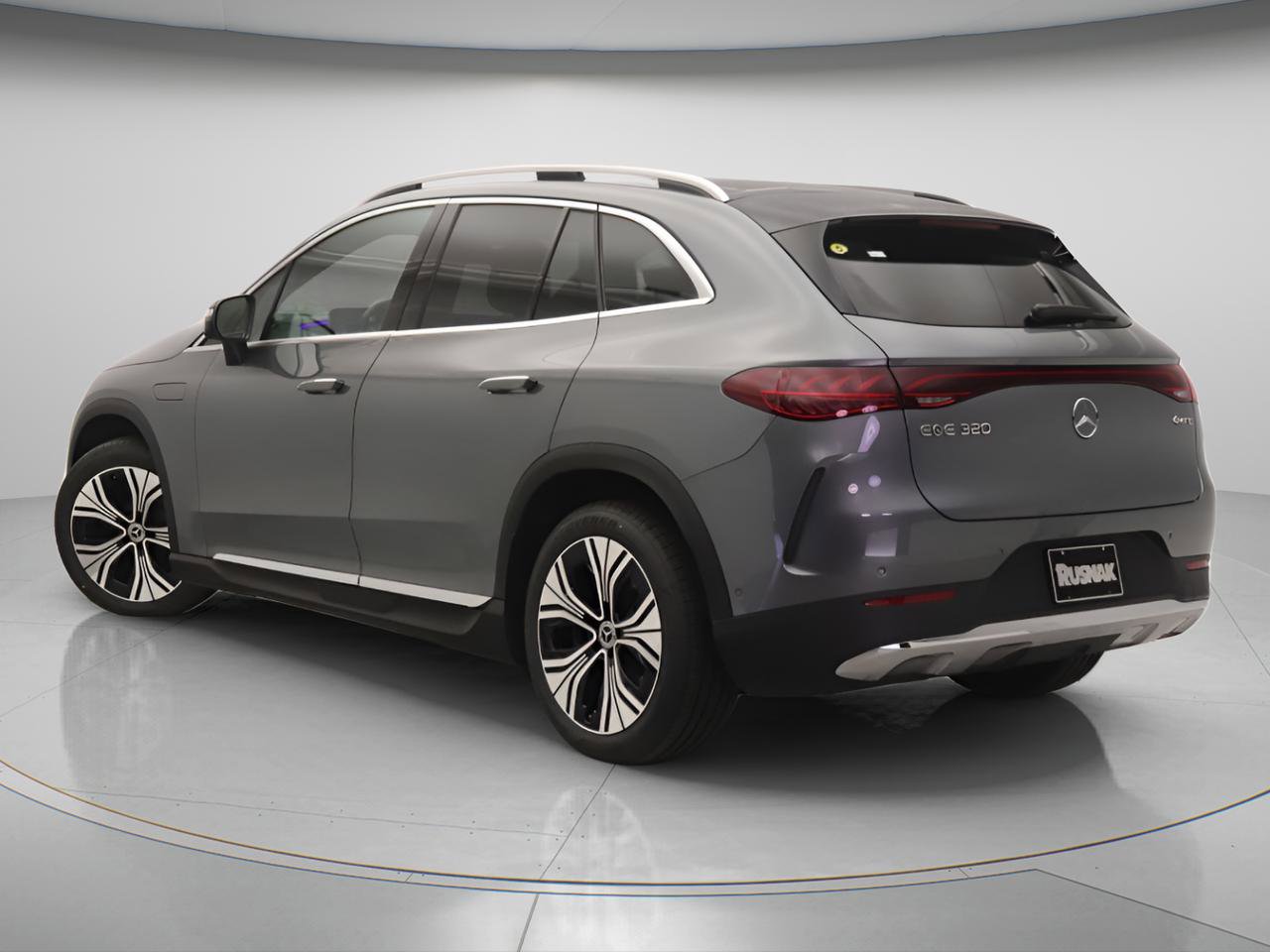 New 2026 Mercedes-Benz EQE 320 4MATIC SUV image 2