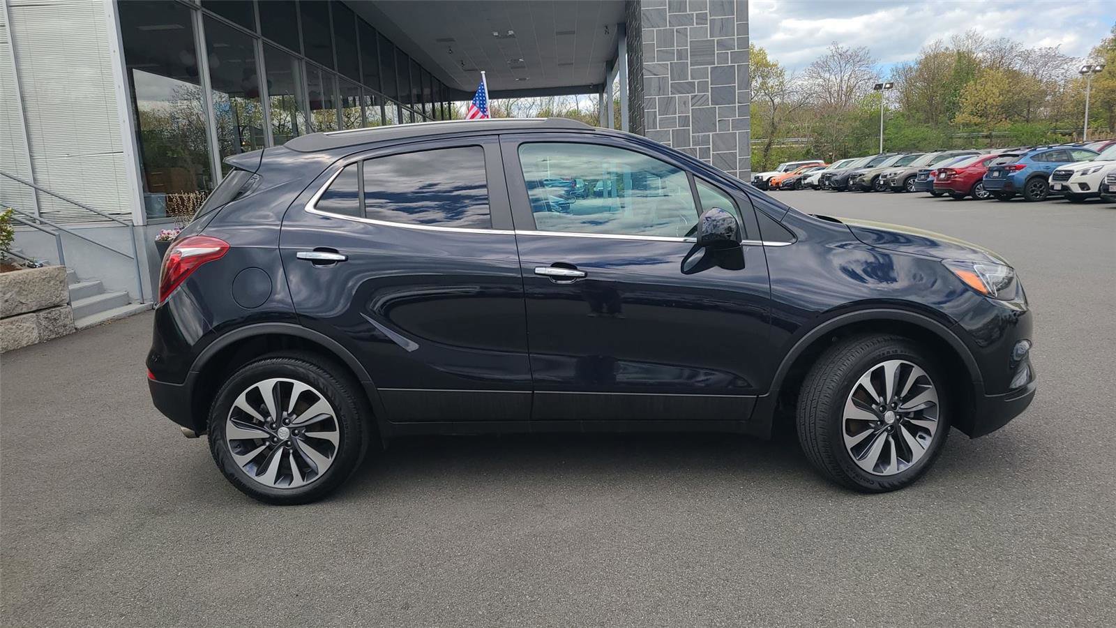 Used 2022 Buick Encore Preferred w/ Safety Package AWD/4WD image 11