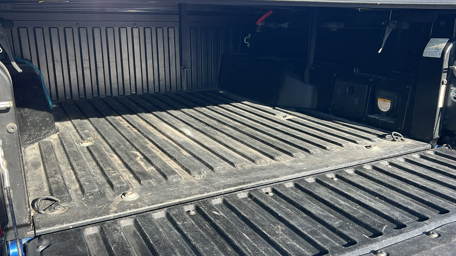 Used 2016 Toyota Tacoma TRD Off-Road image 27