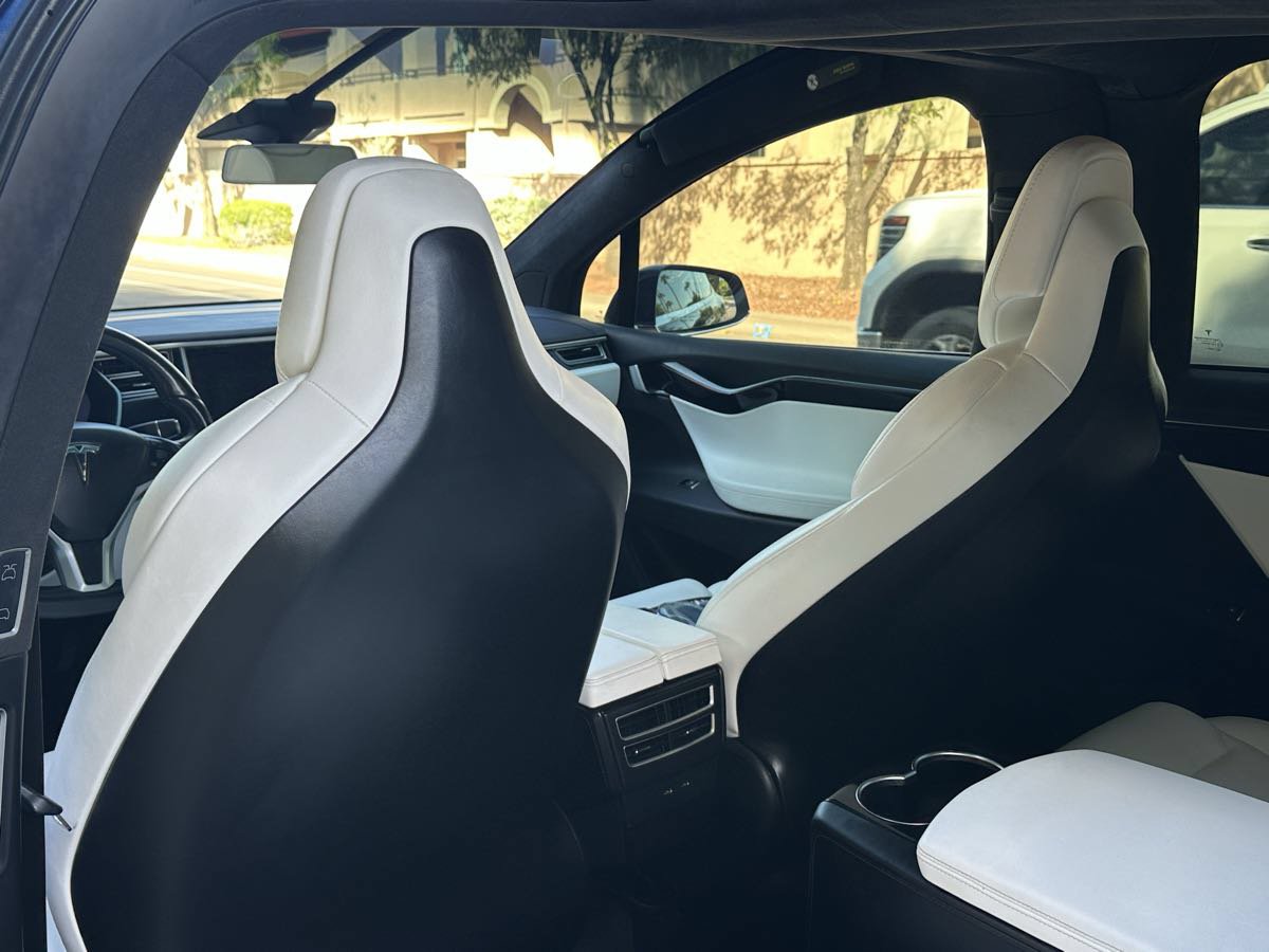 Used 2018 Tesla Model X 100D AWD/4WD image 15