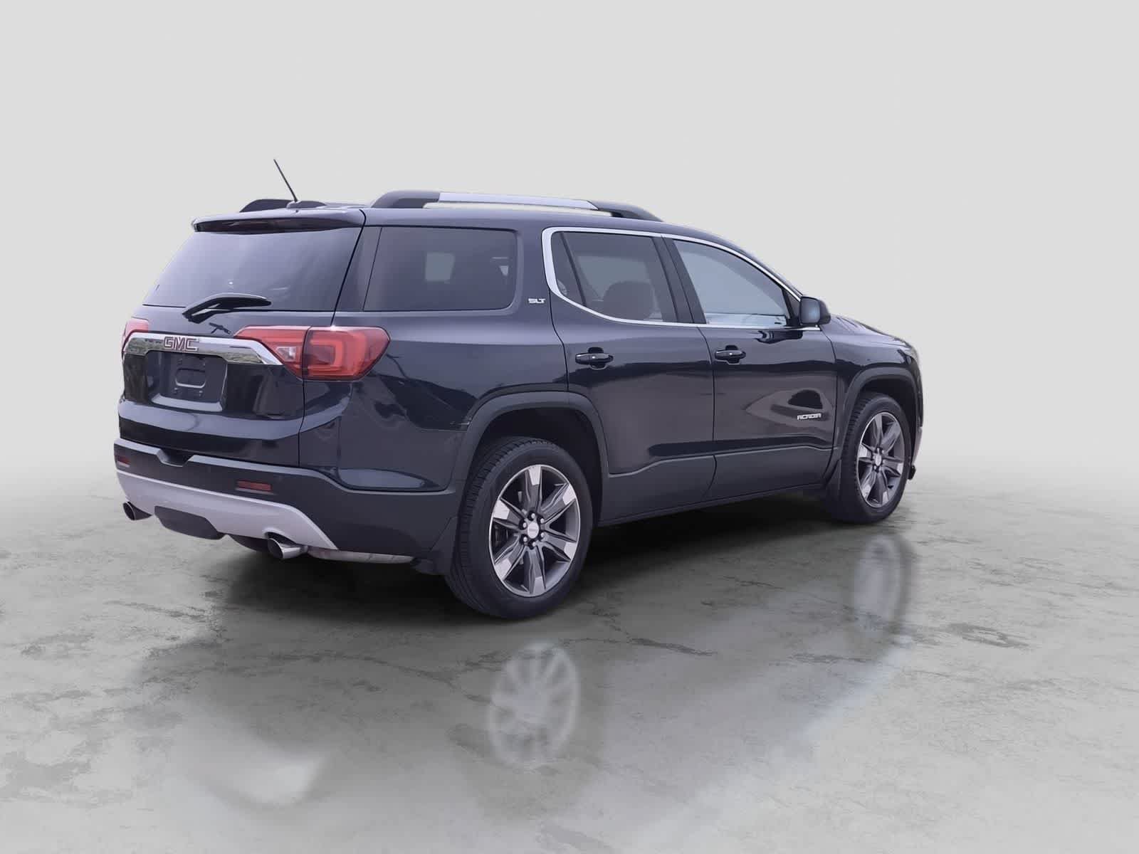 Used 2017 GMC Acadia SLT AWD/4WD image 8