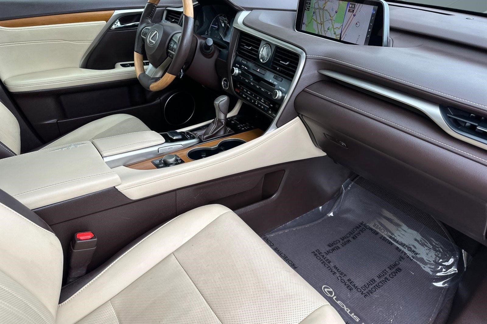 Used 2019 Lexus RX 450h AWD w/ Navigation Package image 32