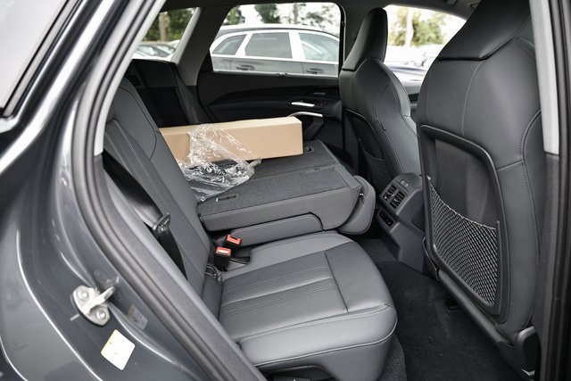 New 2025 Audi Q5 Prestige image 37