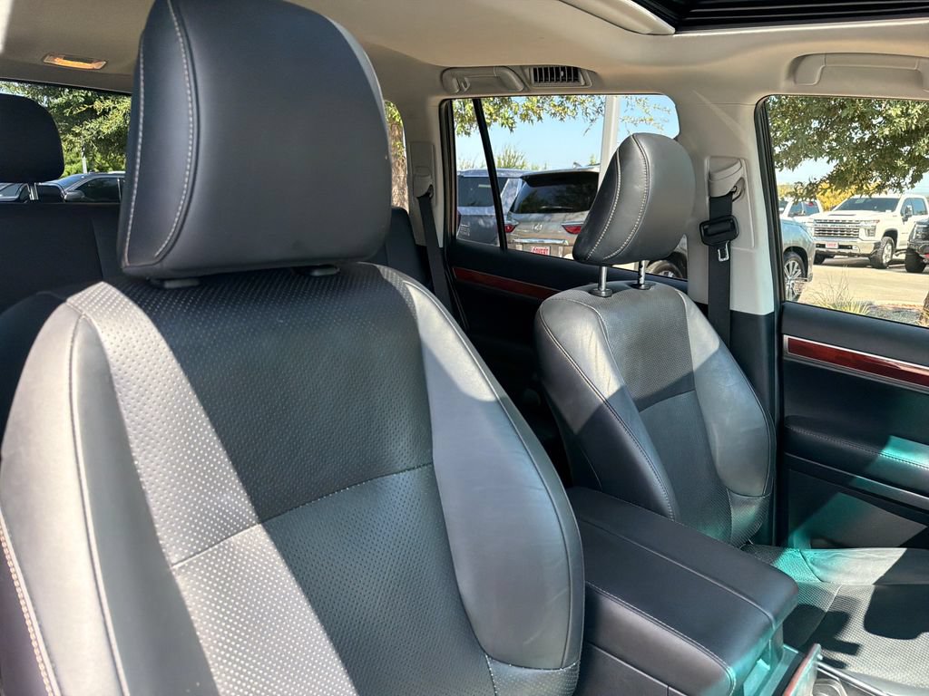 Used 2013 Lexus GX 460 w/ Comfort Plus Pkg AWD/4WD image 40