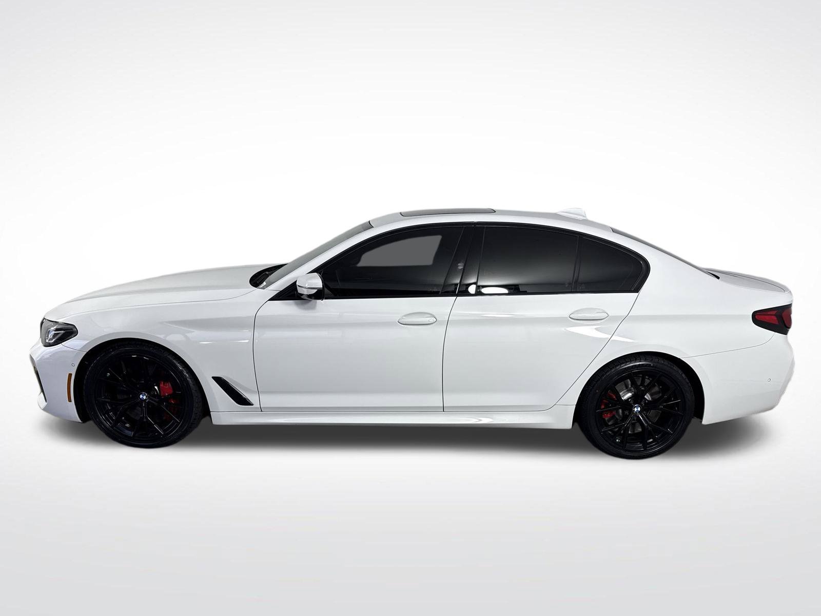Used 2022 BMW M550i xDrive w/ Executive Package AWD/4WD image 30