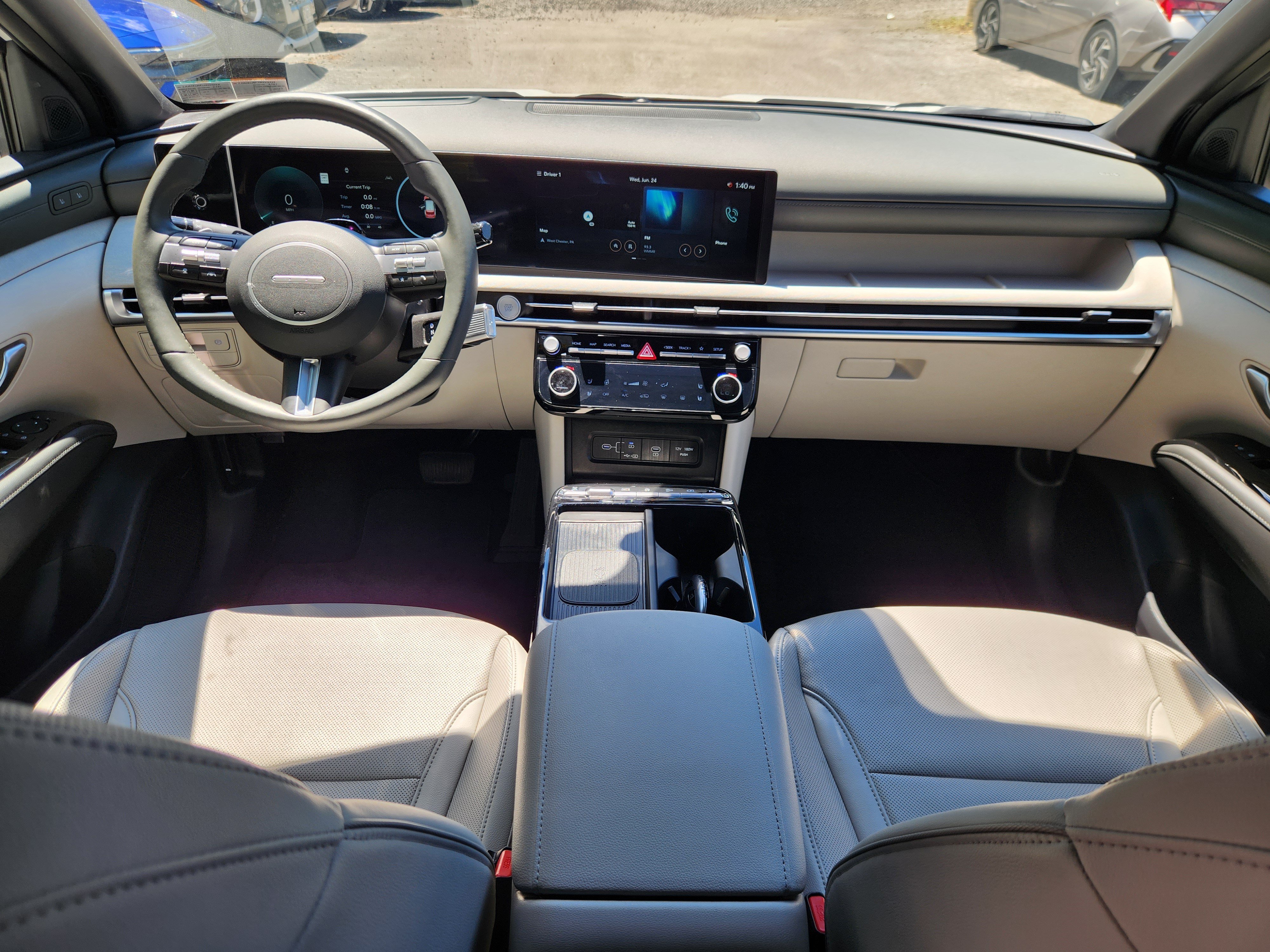 Certified 2025 Hyundai Tucson Limited AWD/4WD image 8