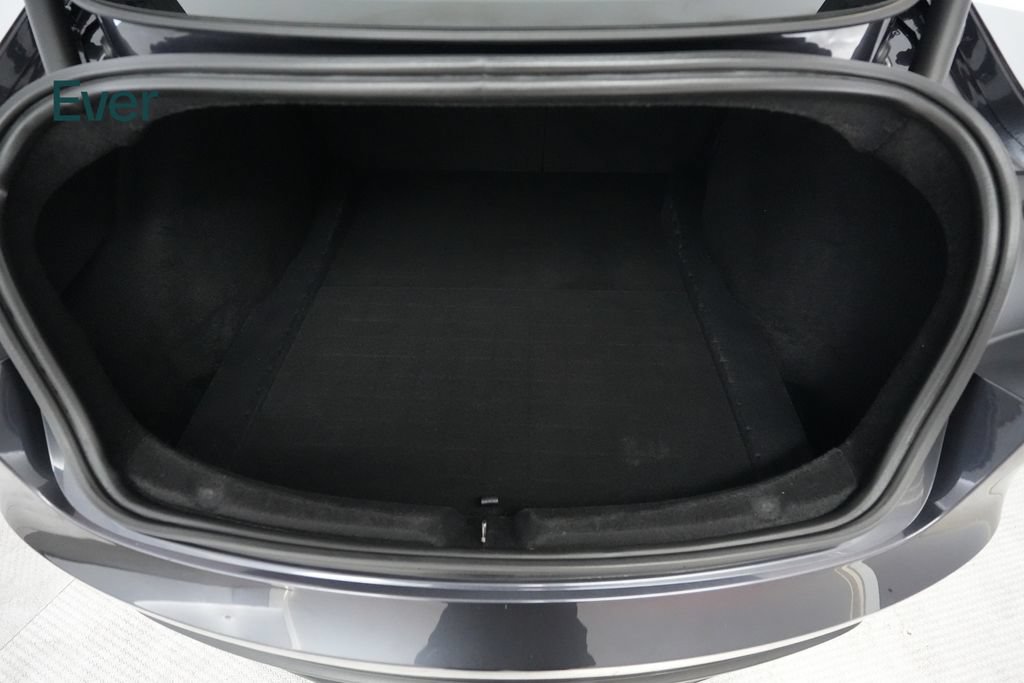 Used 2024 Tesla Model 3 Standard Range RWD image 8