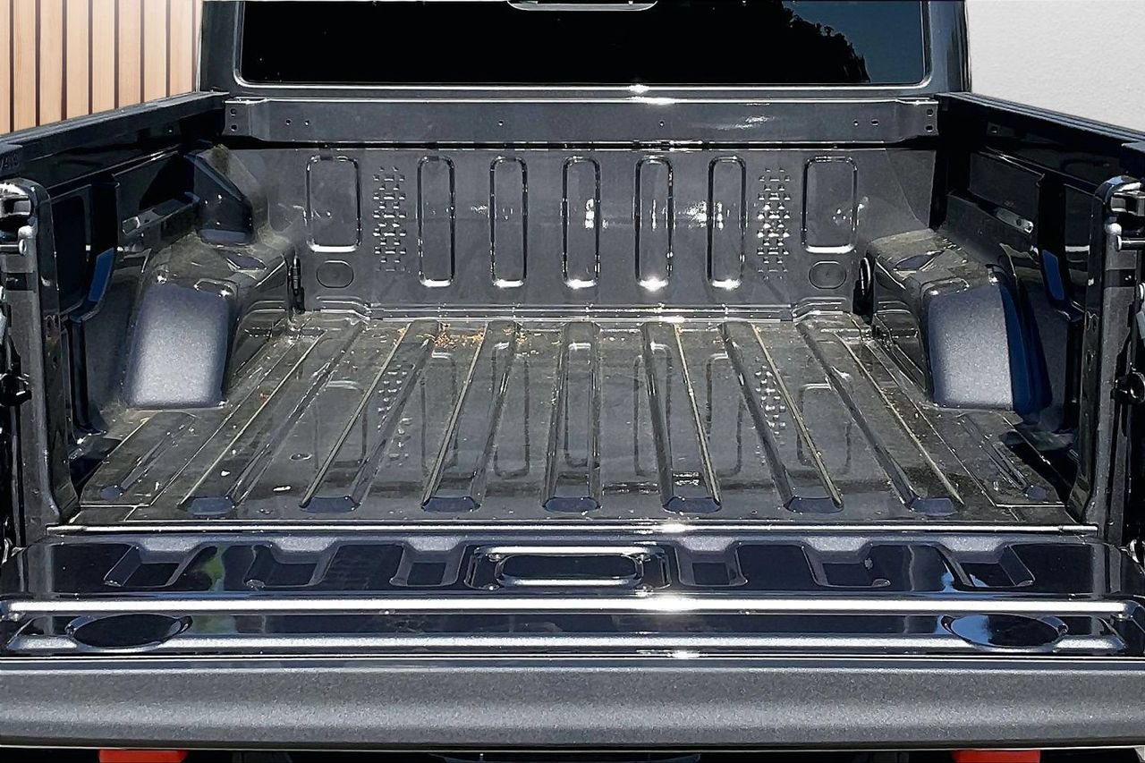 New 2026 Jeep Gladiator Mojave AWD/4WD image 21