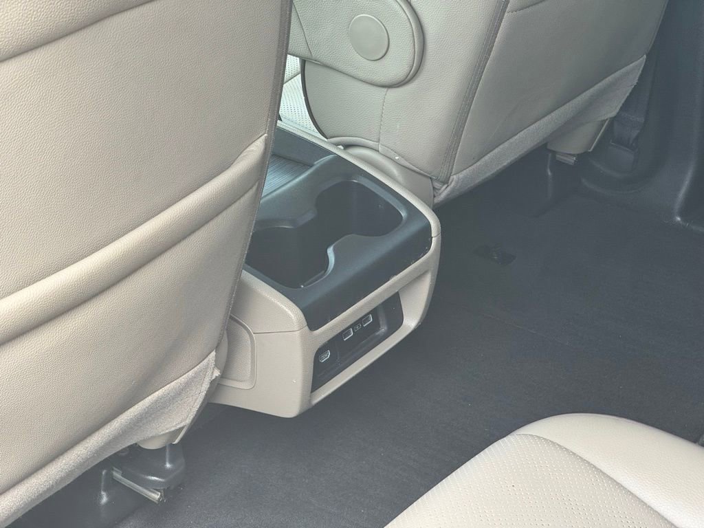 Used 2022 Honda Odyssey Elite image 21