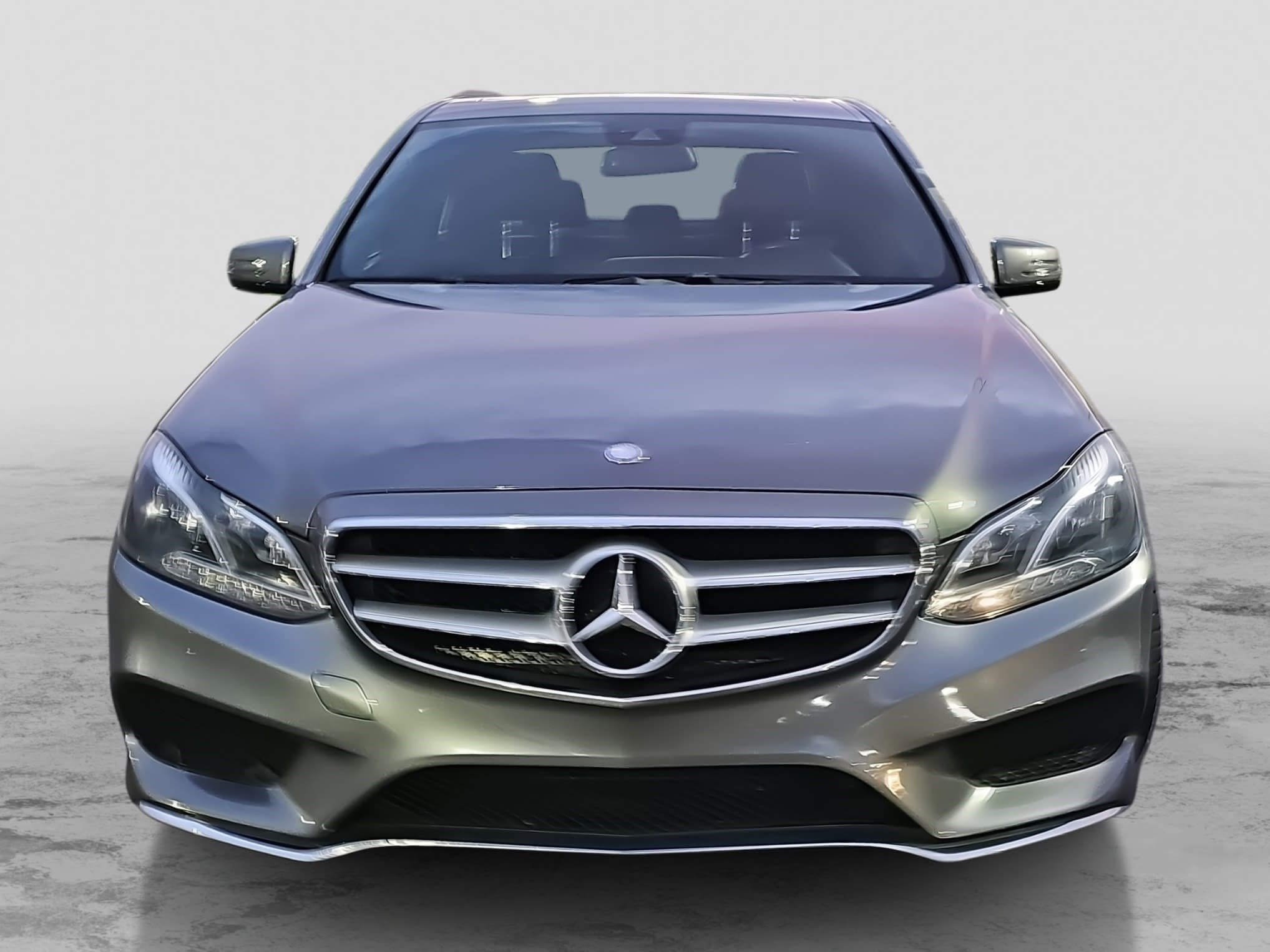 Used 2016 Mercedes-Benz E 350 Sedan image 2