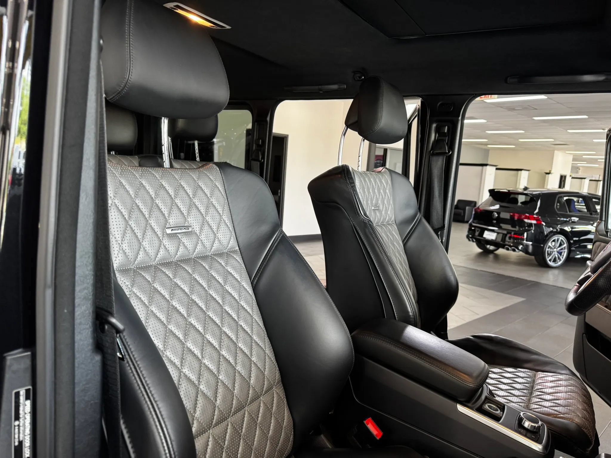 Used 2017 Mercedes-Benz G 63 AMG 4MATIC image 16