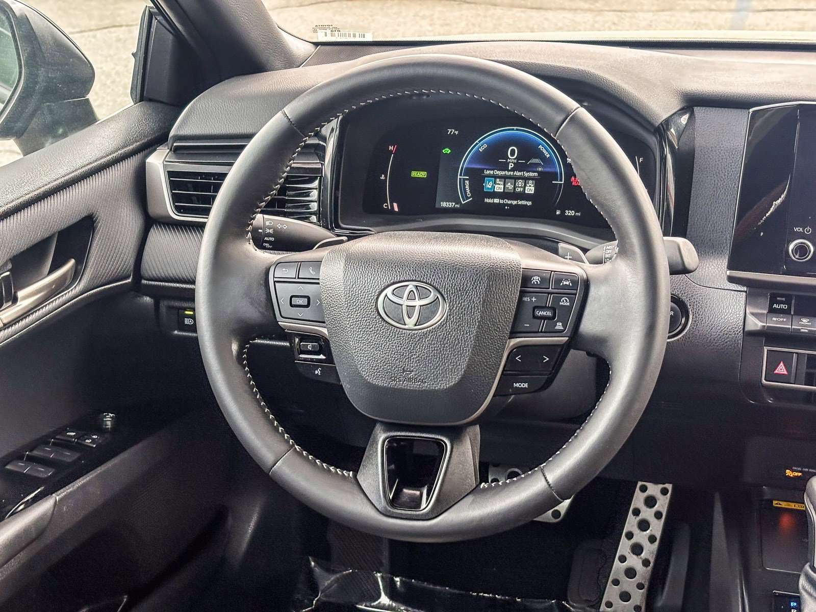 Certified 2025 Toyota Camry SE image 18