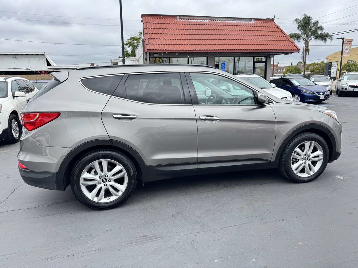Used 2013 Hyundai Santa Fe Sport 2.0T FWD image 7