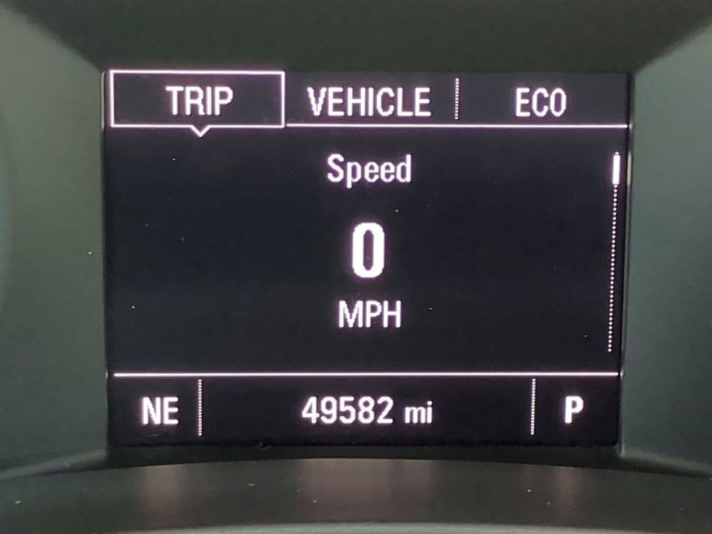 Used 2020 Chevrolet Equinox LS image 26