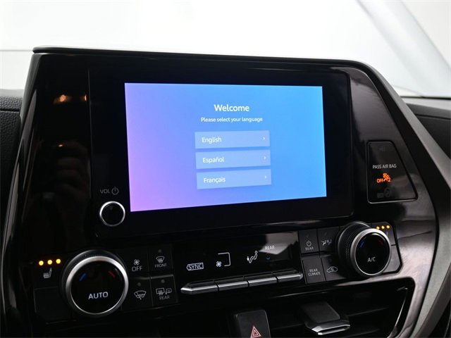 Used 2023 Toyota Highlander L image 22