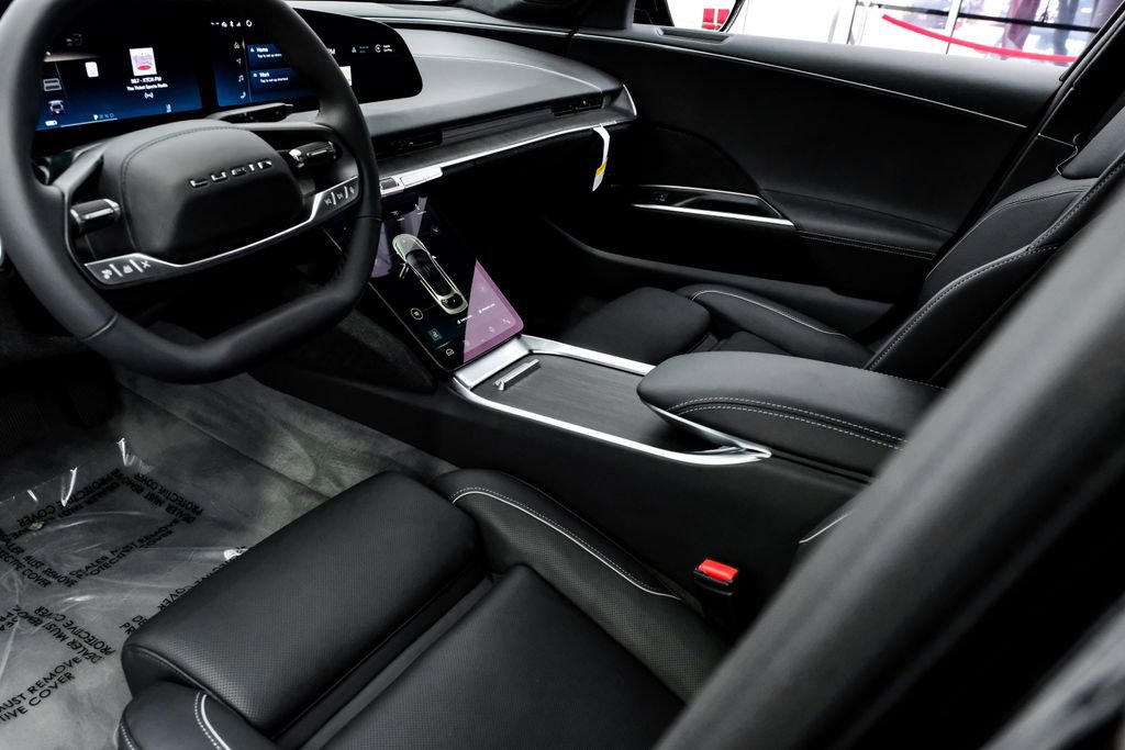 Used 2025 Lucid Air Touring image 31