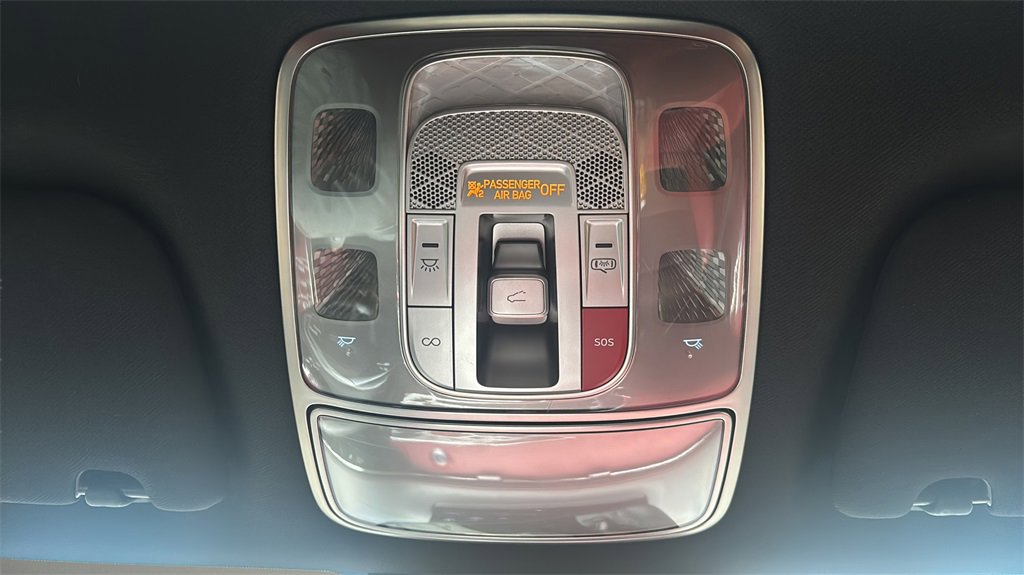 Used 2023 Genesis GV70 2.5T w/ Sport Prestige Package image 29