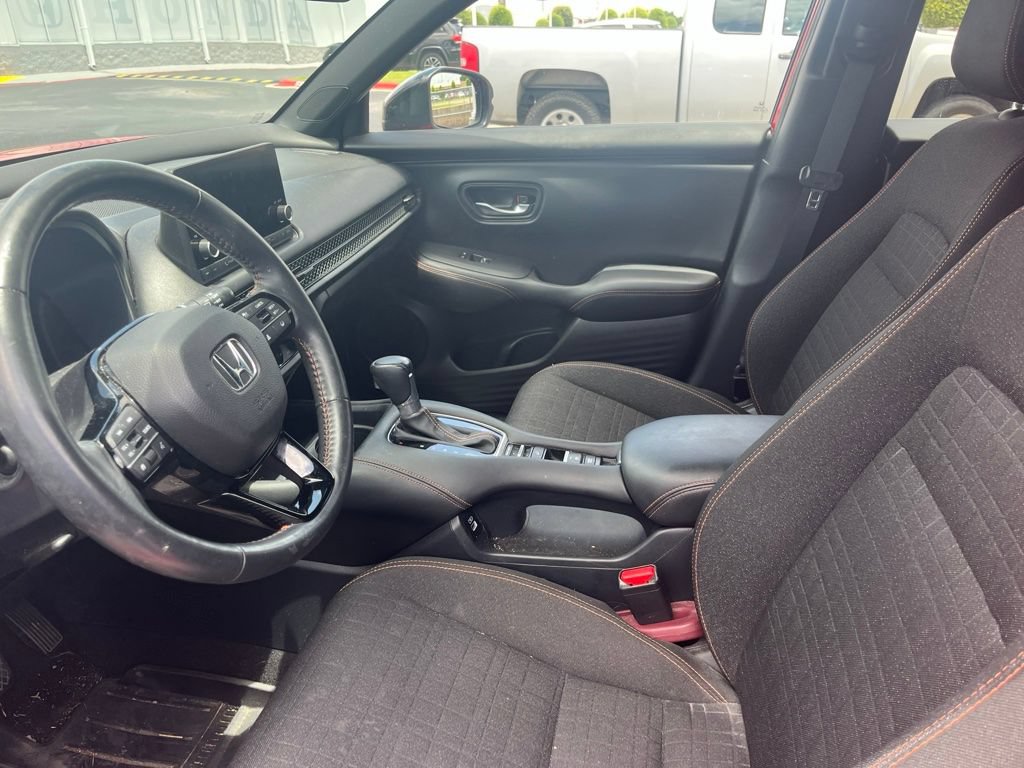 Used 2023 Honda HR-V Sport image 4