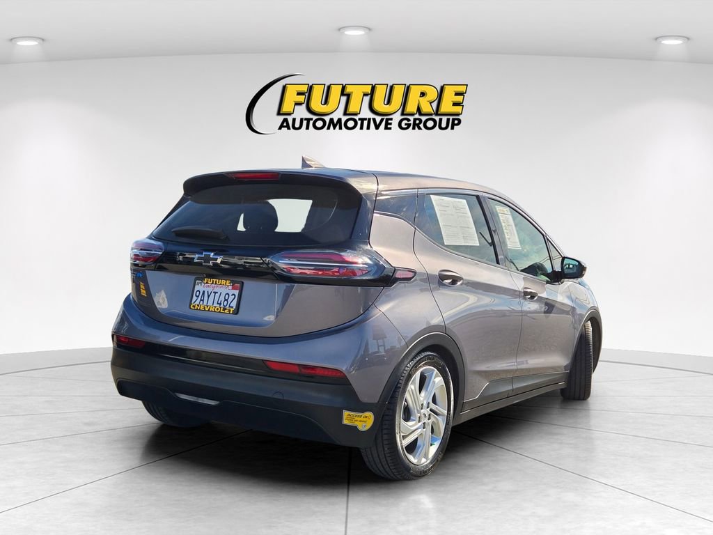 Used 2022 Chevrolet Bolt LT image 4