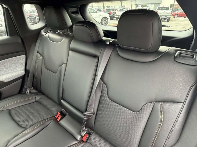 New 2026 Jeep Compass Latitude AWD/4WD image 26