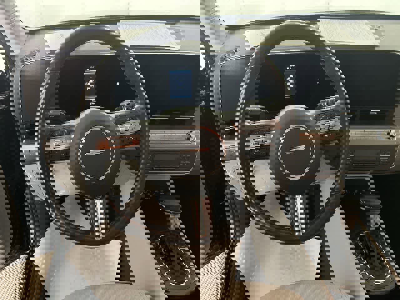 Used 2025 Hyundai Kona SEL image 16