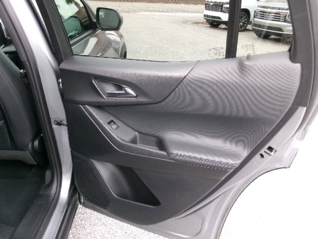 Used 2025 Chevrolet Equinox LT w/ Convenience Package II image 12