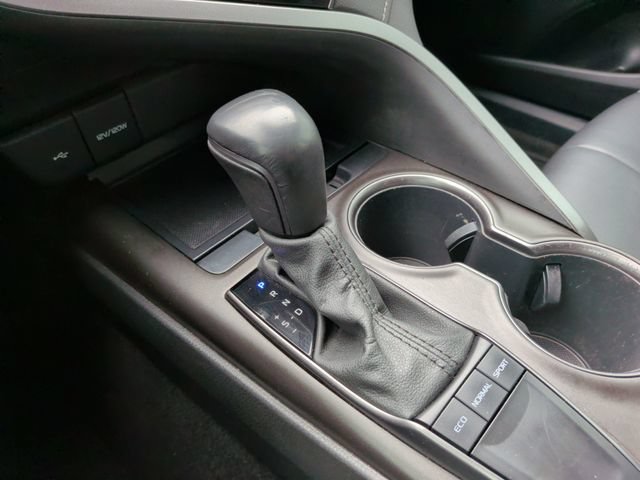 Used 2022 Toyota Camry SE FWD image 25
