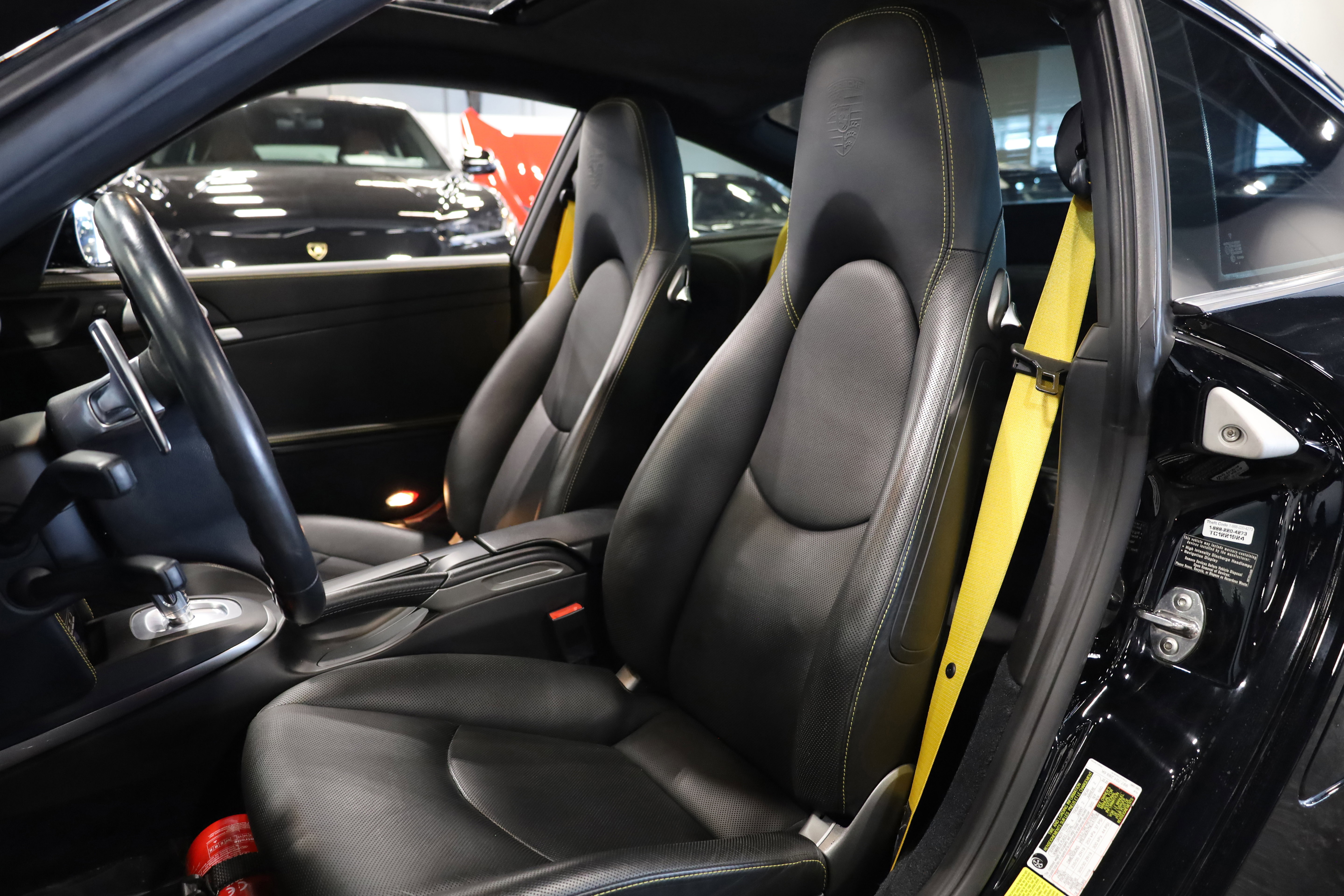 Used 2011 Porsche 911 Turbo image 17