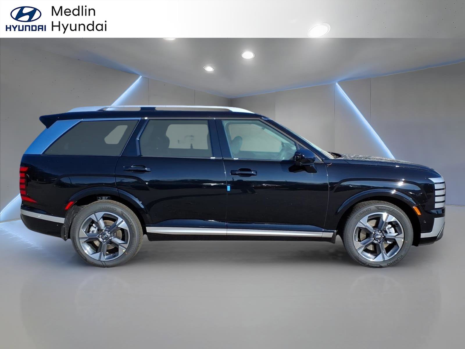 New 2026 Hyundai Palisade Limited image 2