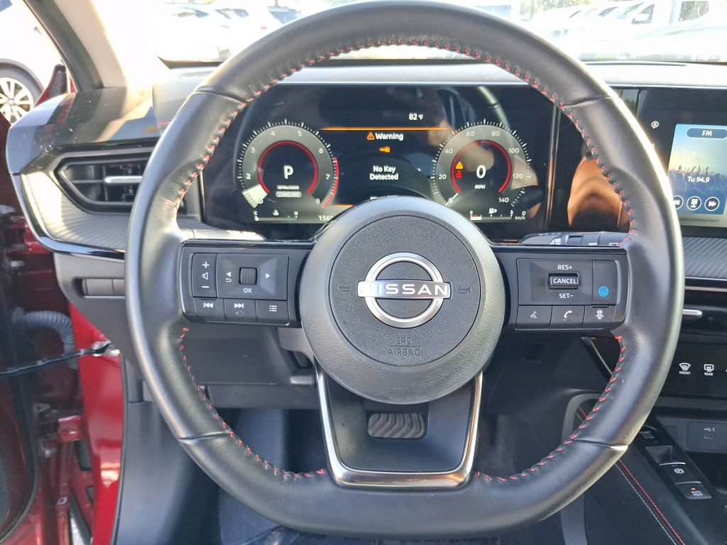 Certified 2025 Nissan Kicks SR FWD image 17