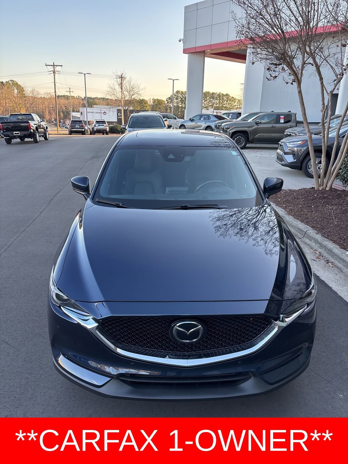 Used 2019 MAZDA CX-5 Signature image 1