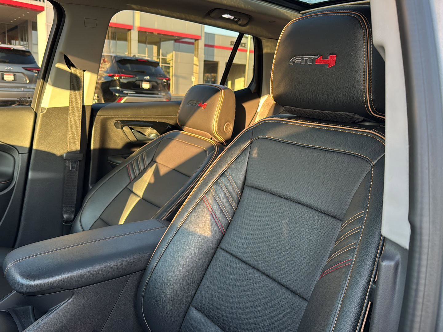 Used 2024 GMC Terrain AT4 image 28