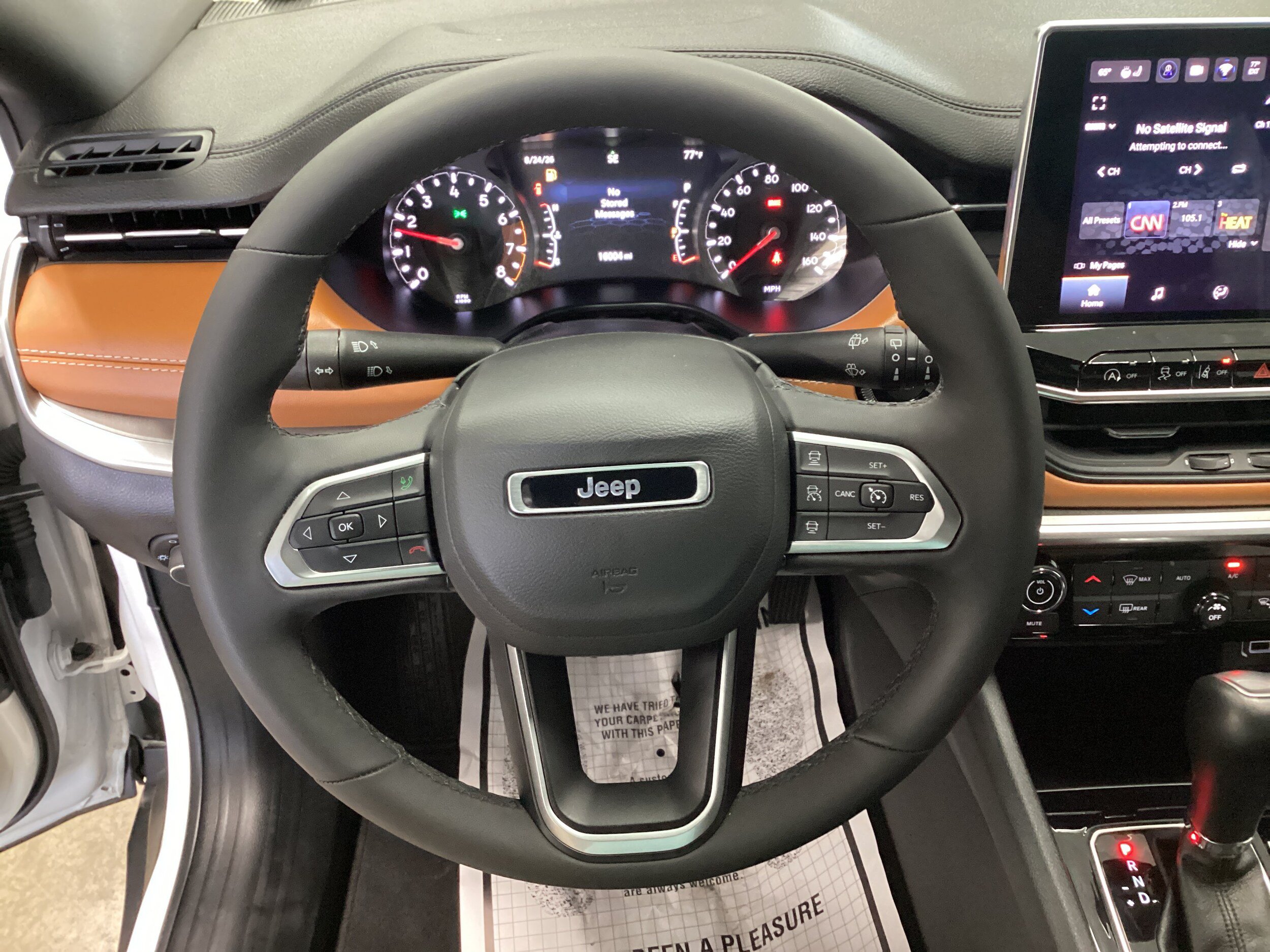 Used 2025 Jeep Compass Limited AWD/4WD image 19