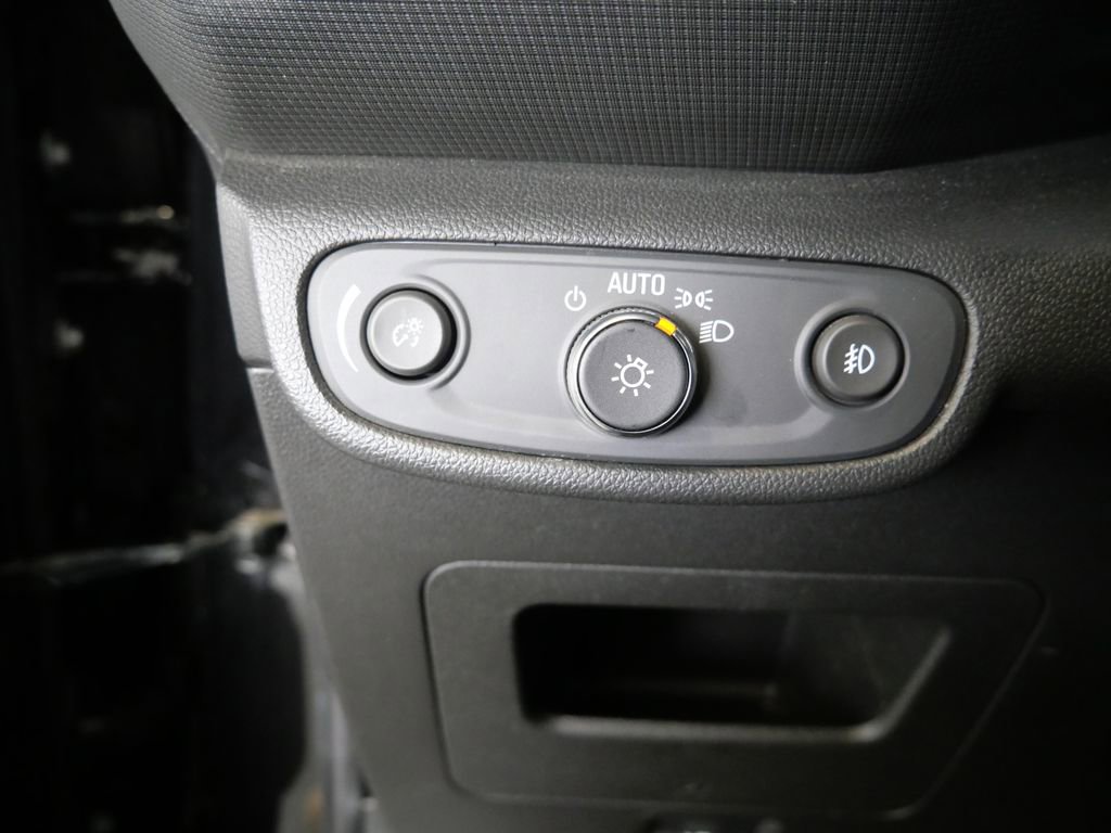 Used 2023 Chevrolet TrailBlazer LT image 11