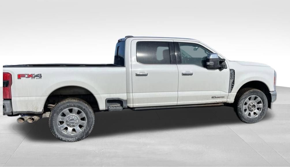 Used 2023 Ford F250 Lariat w/ Lariat Ultimate Package image 4