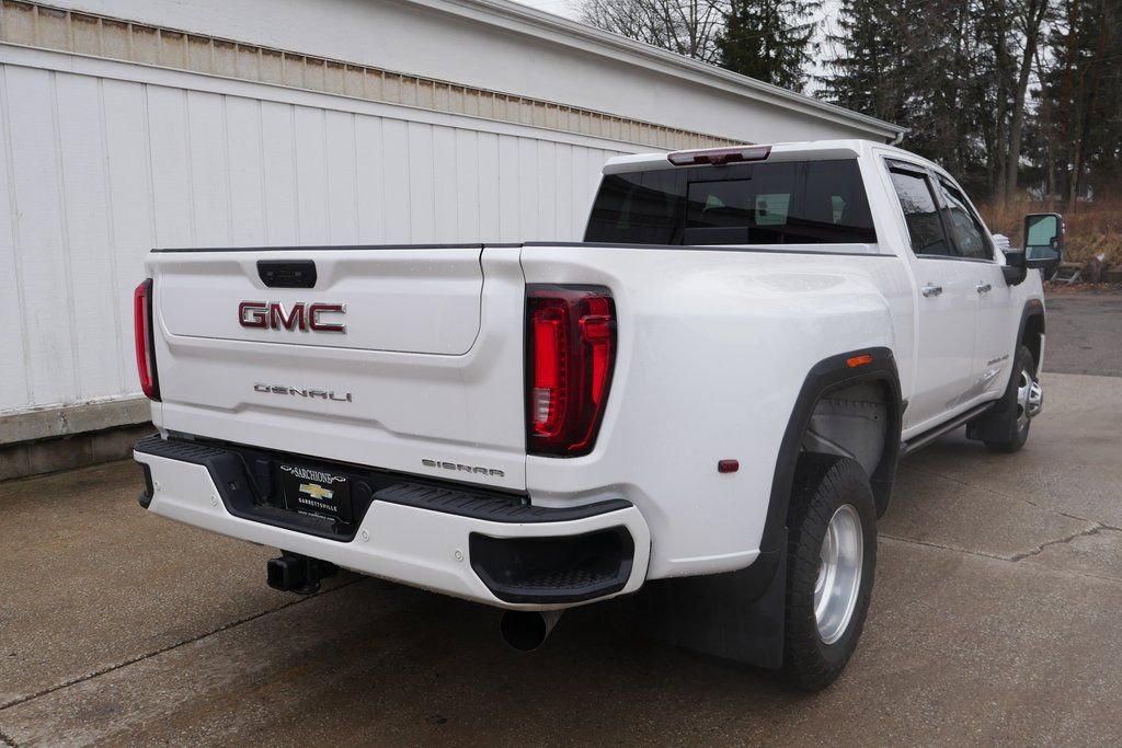 Used 2023 GMC Sierra 3500 Denali w/ Denali Ultimate Package image 7