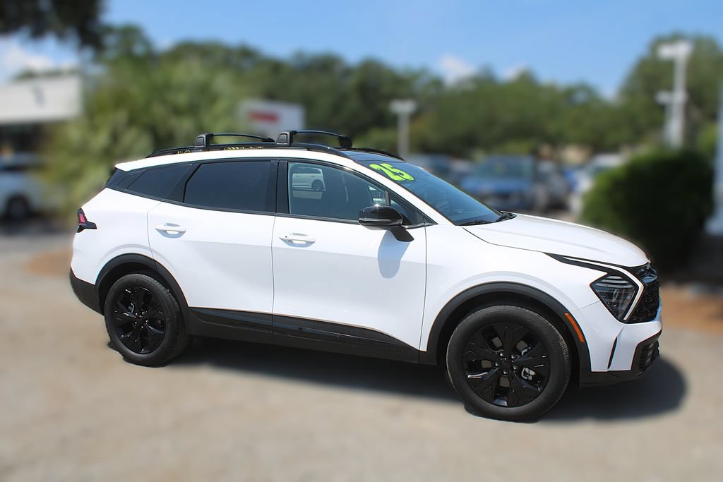 Certified 2025 Kia Sportage X-Line w/ Premium Package AWD/4WD image 4