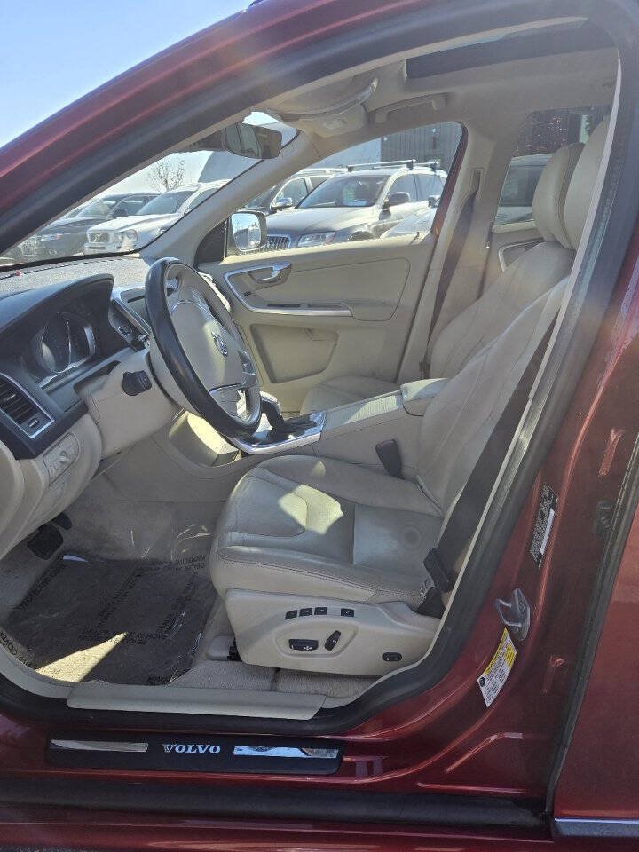 Used 2015 Volvo XC60 T5 AWD/4WD image 9