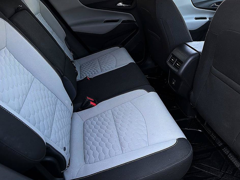 Used 2020 Chevrolet Equinox LS w/ LS Convenience Package FWD image 26