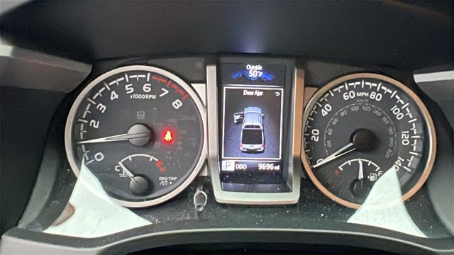 Certified 2022 Toyota Tacoma SR5 image 12