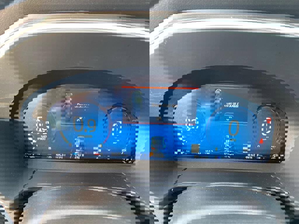 Used 2025 Ford Escape Platinum image 19