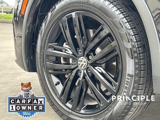 Certified 2022 Volkswagen Tiguan SE R-Line AWD/4WD image 6