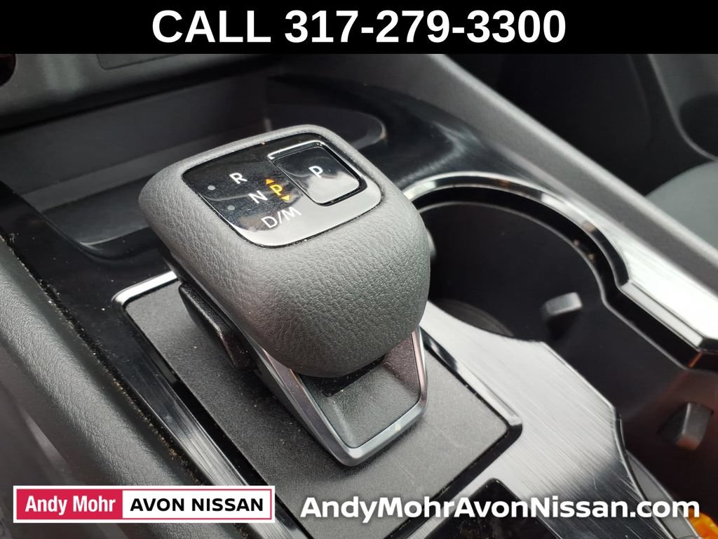 Used 2024 Nissan Rogue S FWD image 28