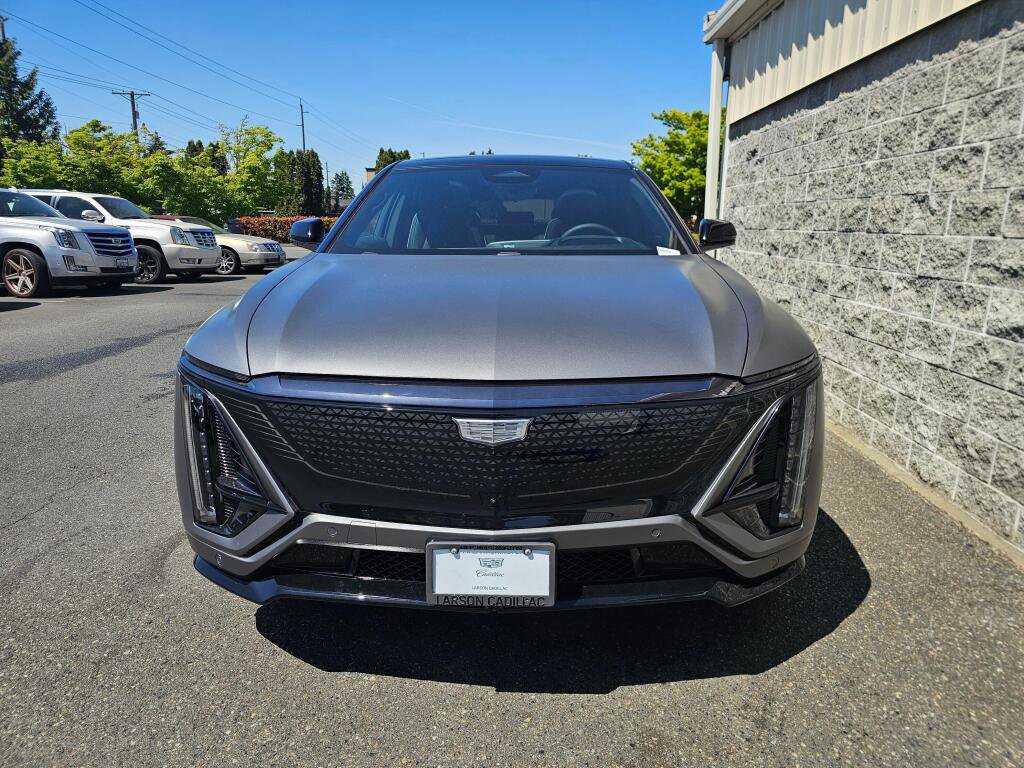 New 2026 Cadillac Lyriq V AWD/4WD image 11