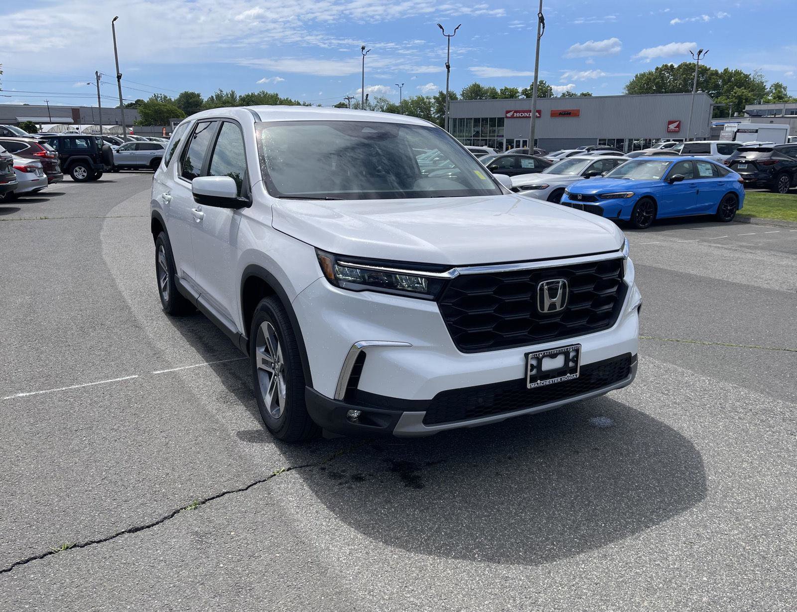 Used 2025 Honda Pilot EX-L image 1
