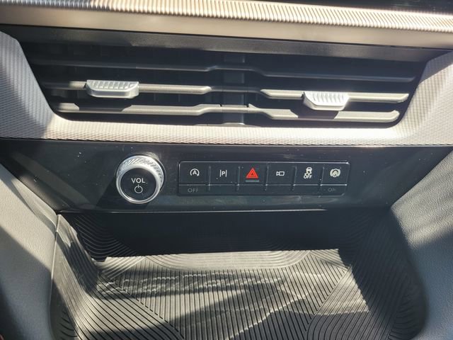 Used 2026 Ford Explorer Active w/ Active Comfort Package image 23