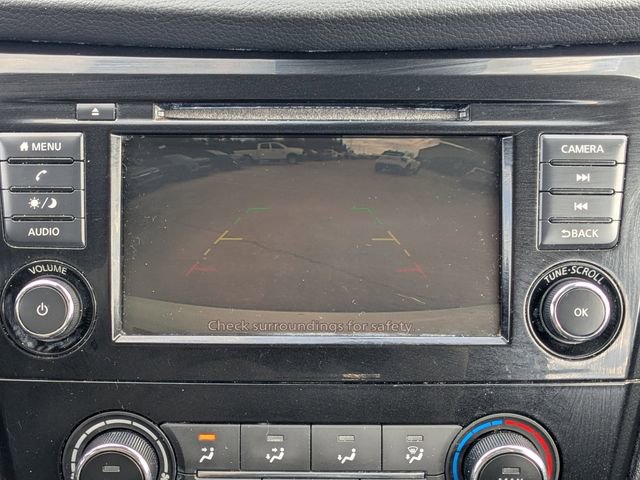 Used 2021 Nissan Rogue Sport S image 29